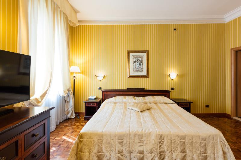 Hotel Cecil Rome Luaran gambar