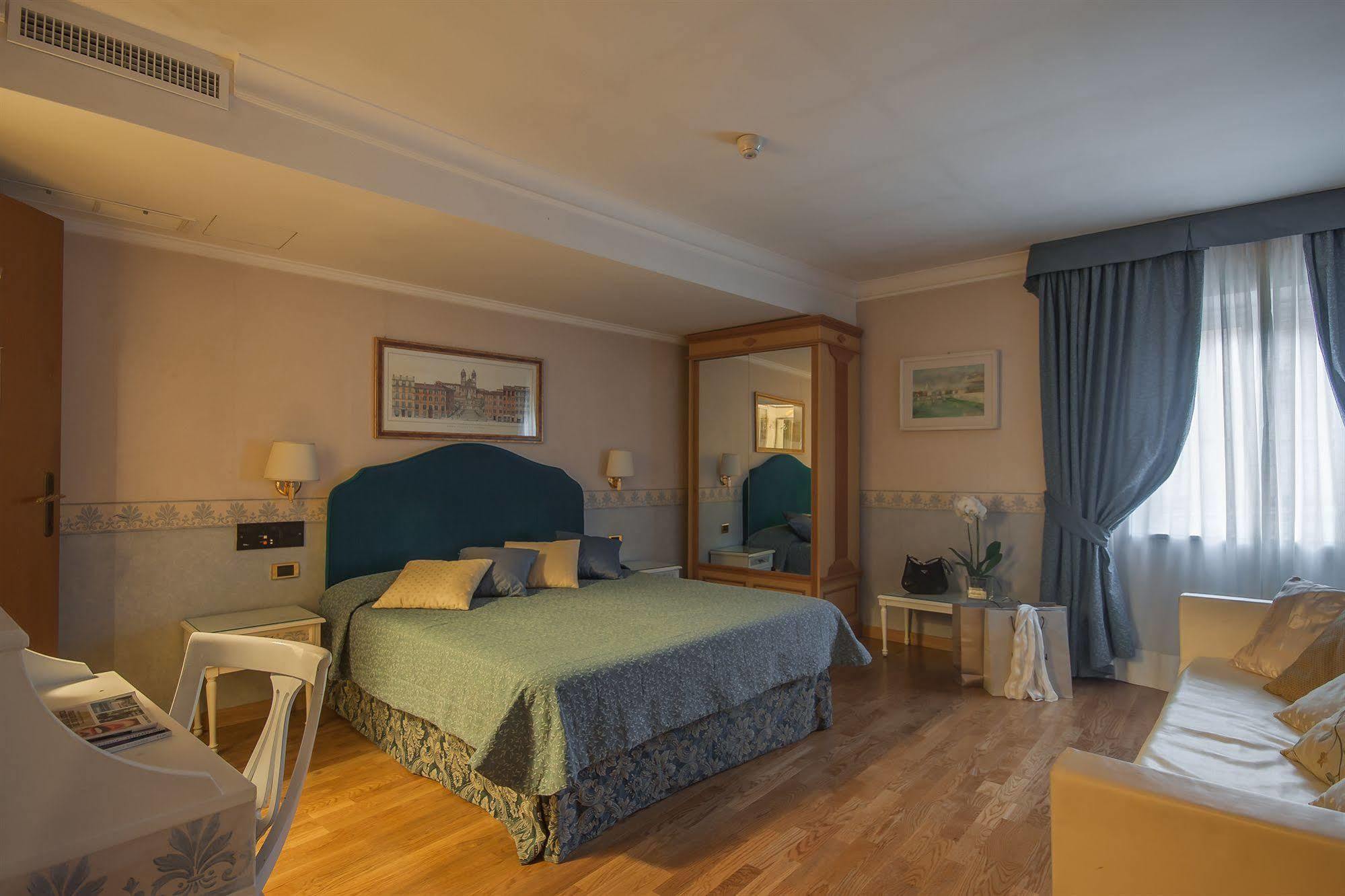 Hotel Cecil Rome Luaran gambar